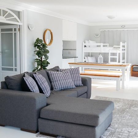 Nahoon Beach Villas Self Catering Apartments Ист-Лондон Экстерьер фото