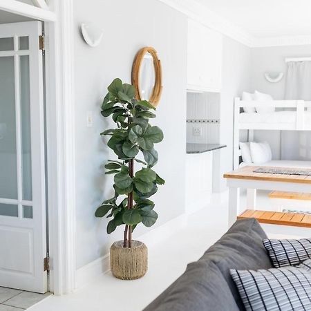 Nahoon Beach Villas Self Catering Apartments Ист-Лондон Экстерьер фото