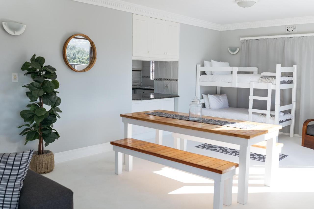 Nahoon Beach Villas Self Catering Apartments Ист-Лондон Экстерьер фото