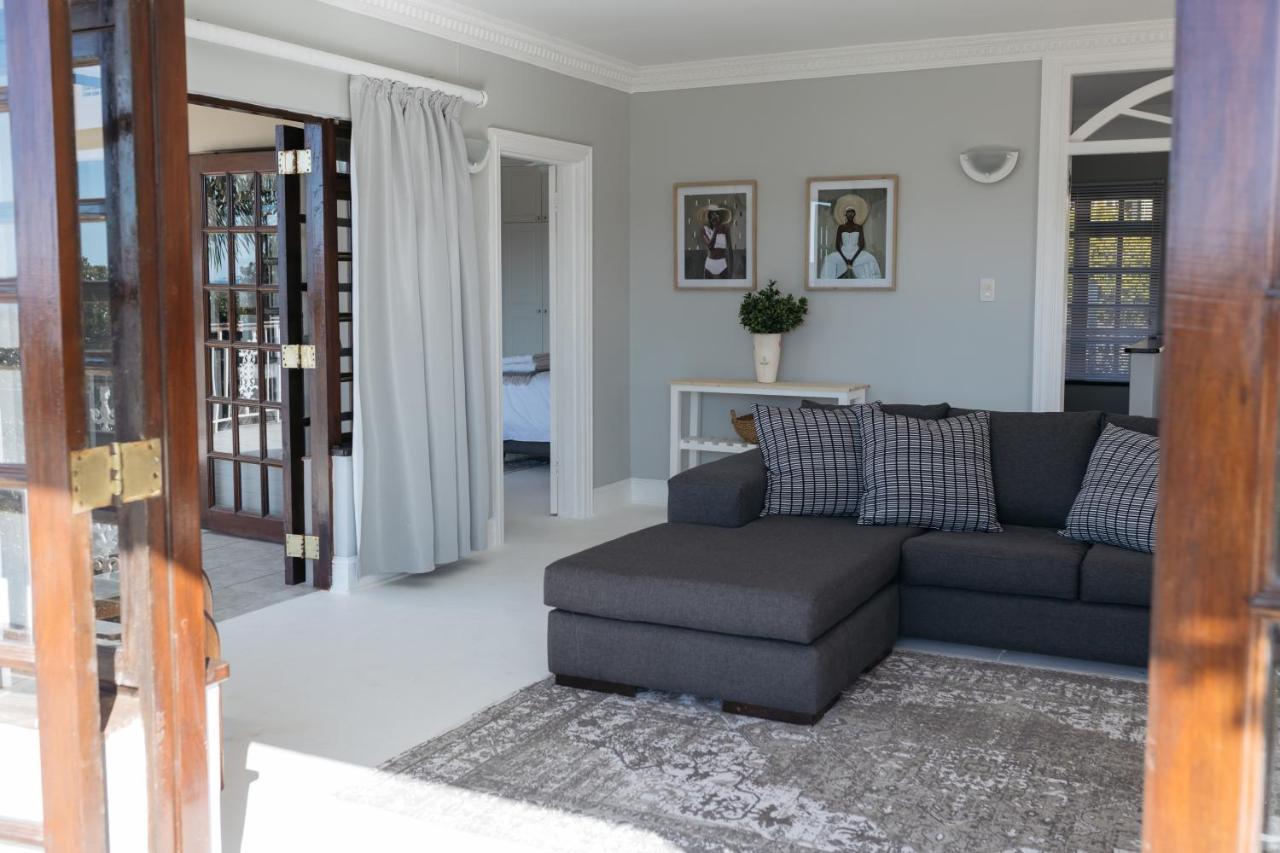 Nahoon Beach Villas Self Catering Apartments Ист-Лондон Экстерьер фото