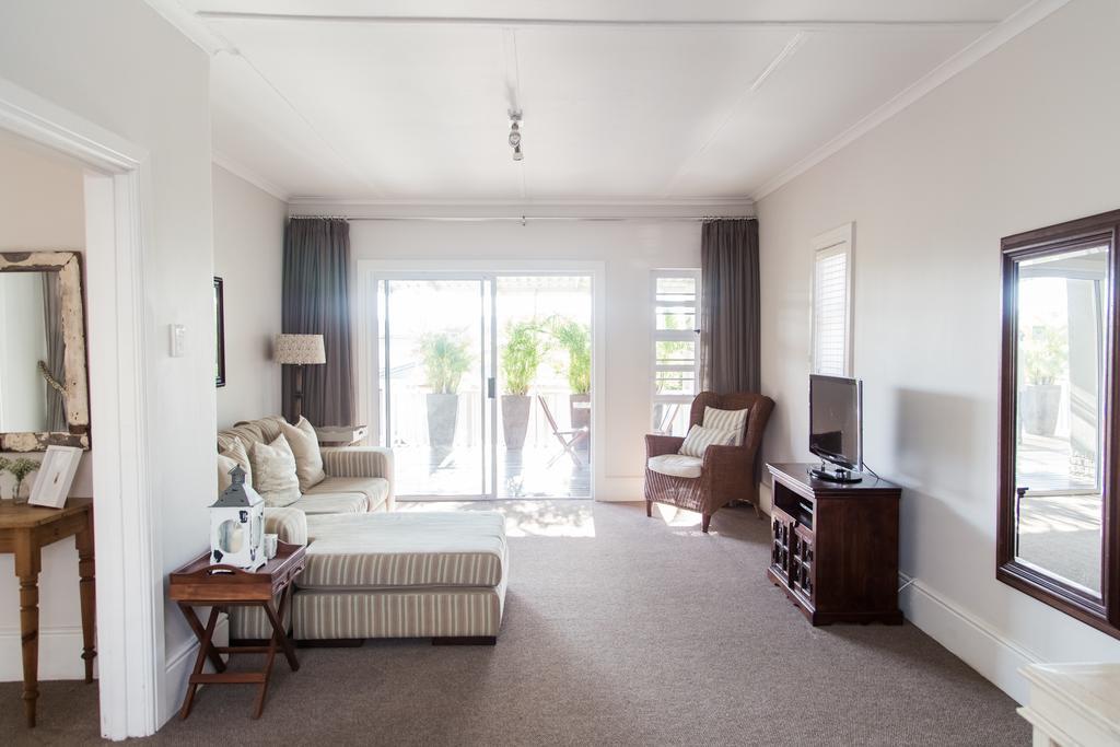 Nahoon Beach Villas Self Catering Apartments Ист-Лондон Экстерьер фото