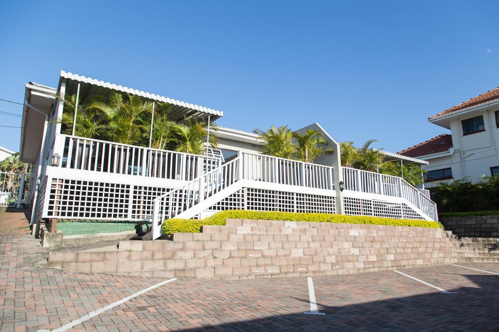 Nahoon Beach Villas Self Catering Apartments Ист-Лондон Номер фото